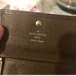 Sale!!!Louis Vuitton Brown Taiga 6 Keyholder